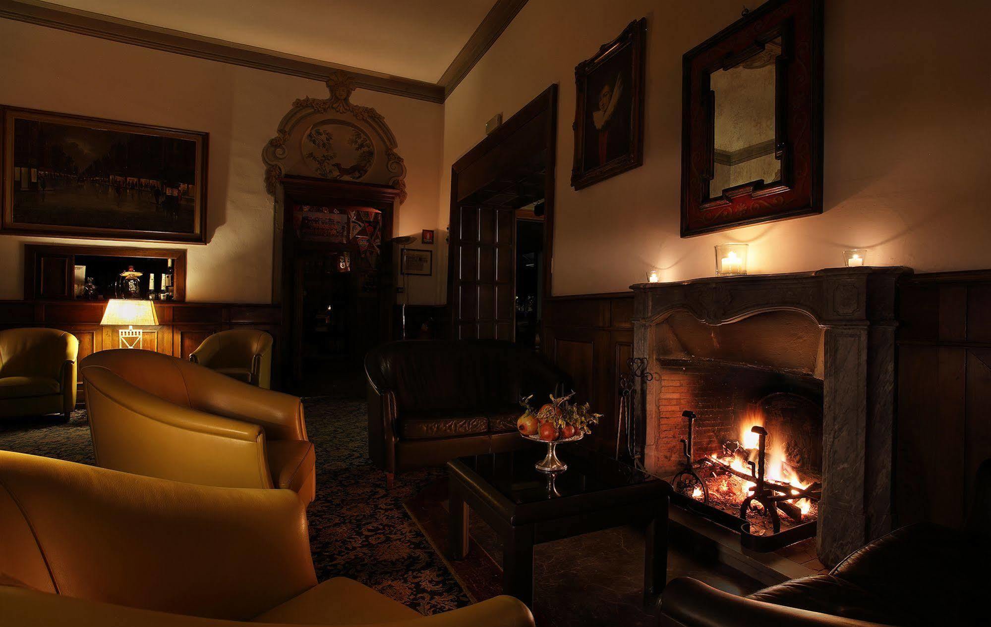 Hotel Villa Delle Rose Pescia Bagian luar foto