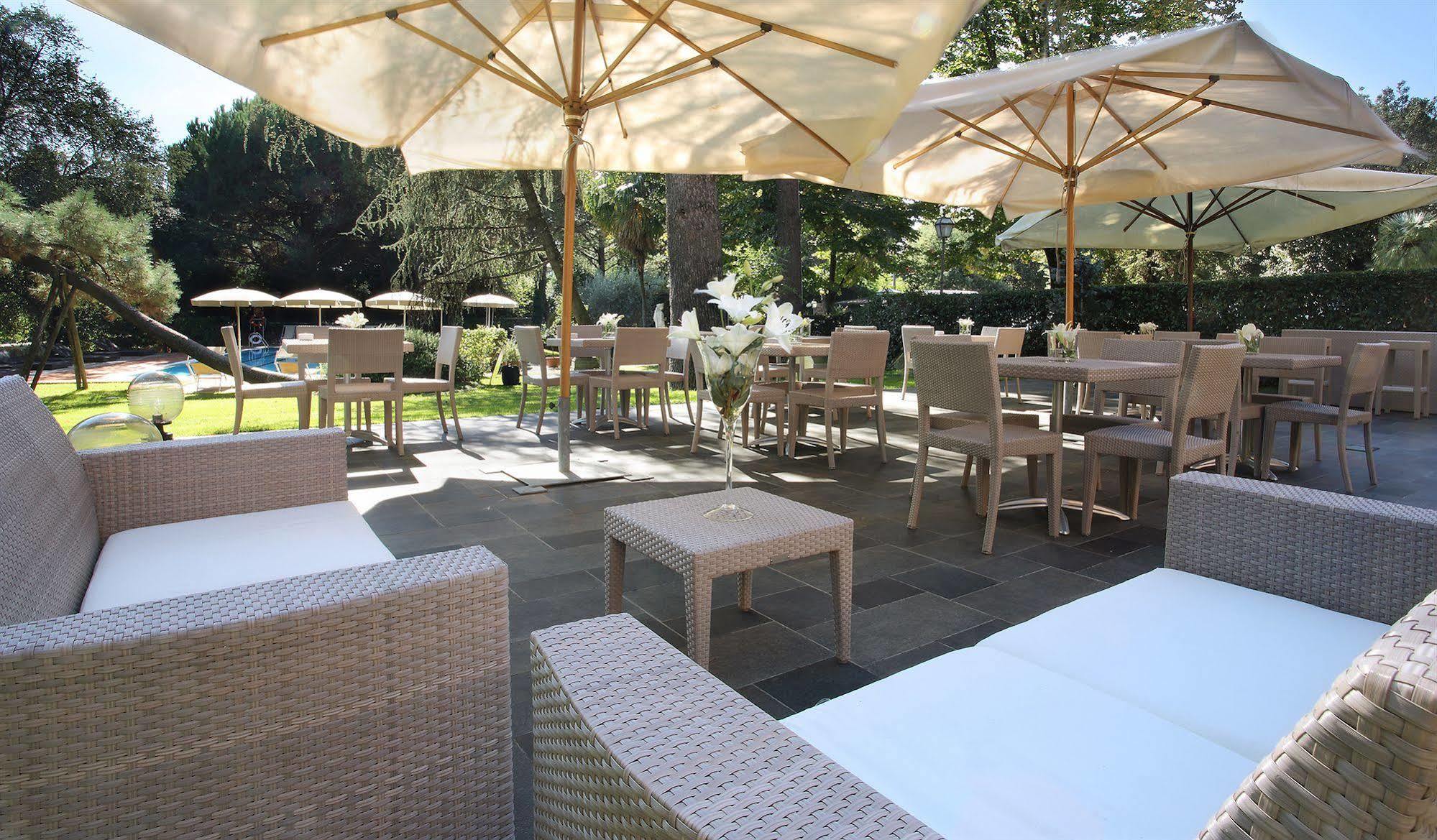 Hotel Villa Delle Rose Pescia Bagian luar foto